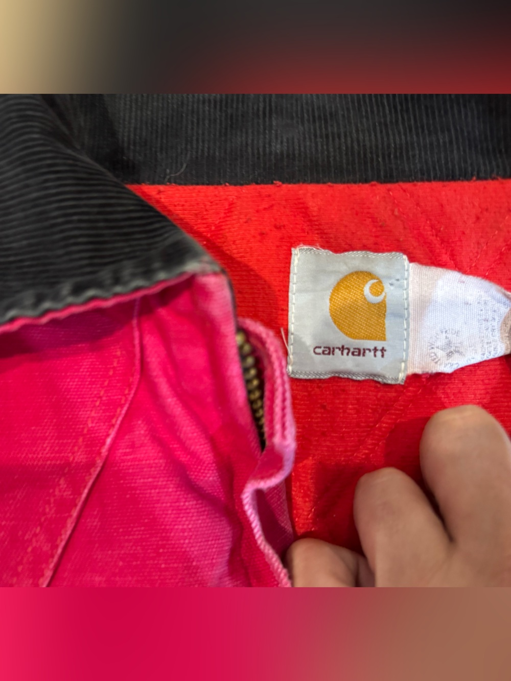 Carhartt Red Kids Puffer Jacket with Black Ribbed Collar - Picture 3 of 4